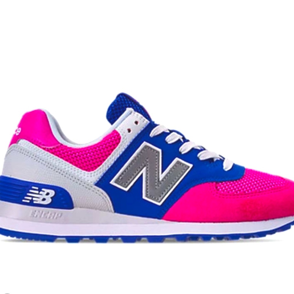 NEW BALANCE -  574 Casual Shoes In Pink / Blue - Women’s Size 7.5